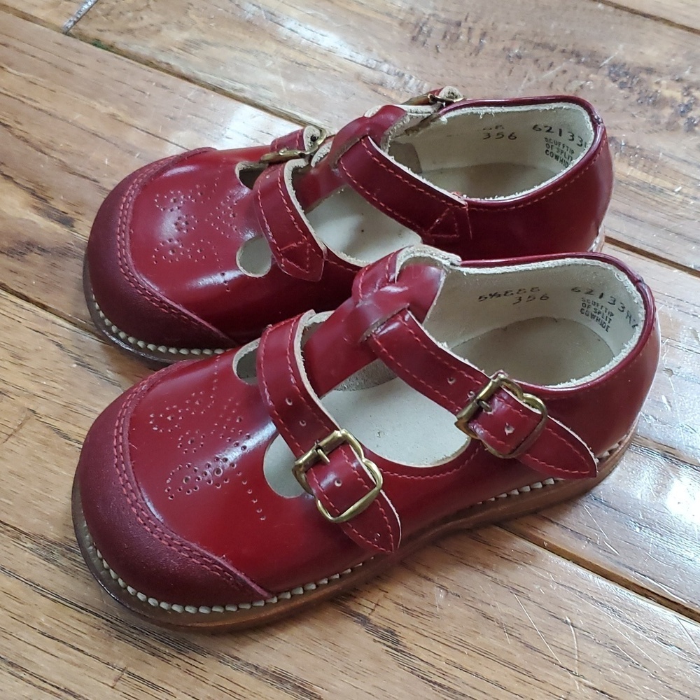 Vintage stride Rite red t strap mary janes shoes - Picture 2 of 9
